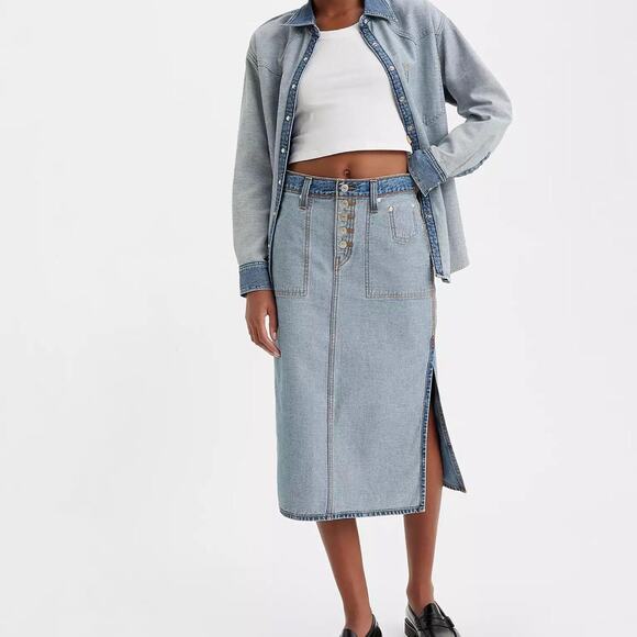 Levis Reverse Side Slit Skirt Bnwt size 23” waist - Picture 1 of 6